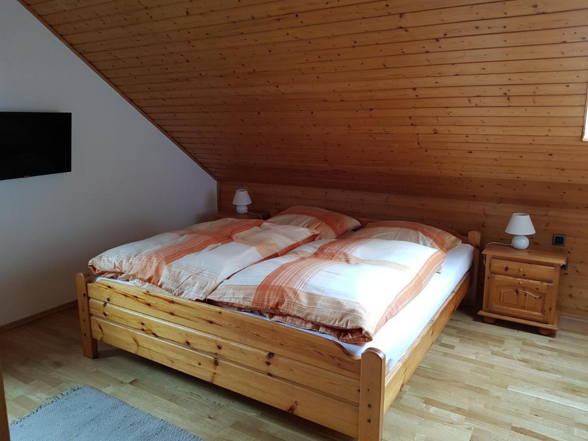 Gaestezimmer Aschenbrenner 바트로다흐 외부 사진